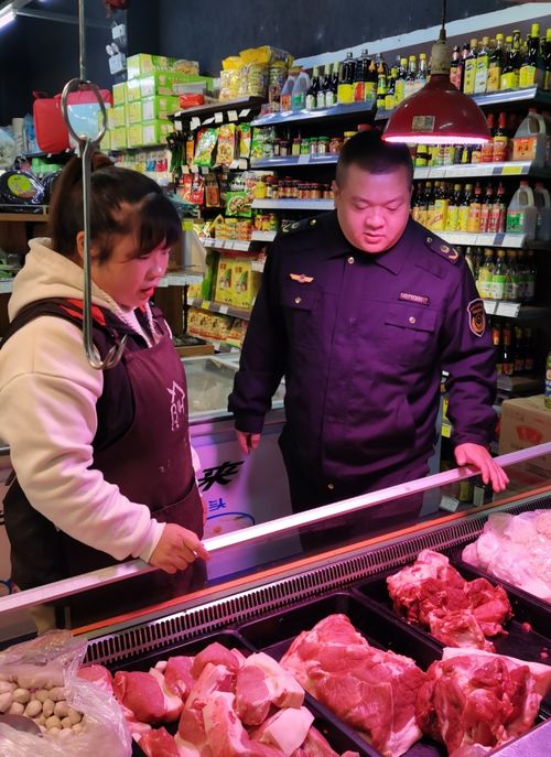 江西省寻乌县市场监管局开展猪肉市场专项检查